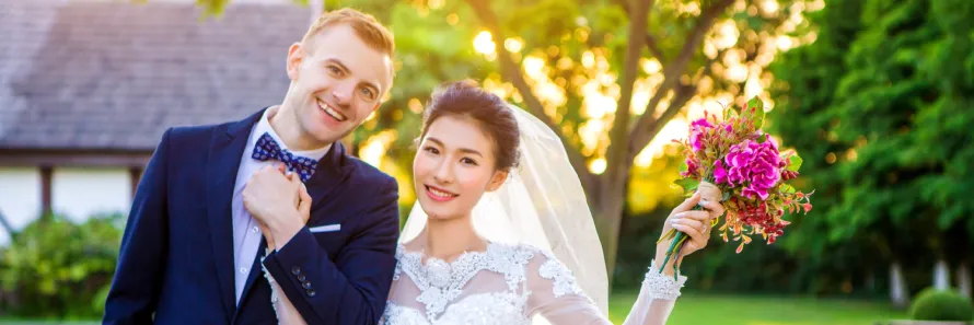 A luxury Manner Borne Mercedes-Benz wedding car parked at the entrance of The Oak Tree Peover, providing a premium chauffeur service for a Cheshire wedding.