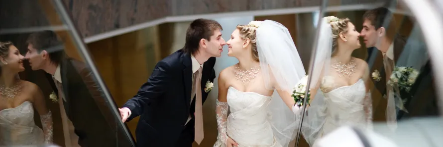 Racquet Club Hotel Wedding Chauffeur Service